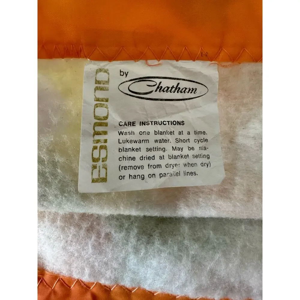 Pair of Vintage 60s-70s Chatham Esmon Floral Fiberwoven Blankets Satin Trim Full